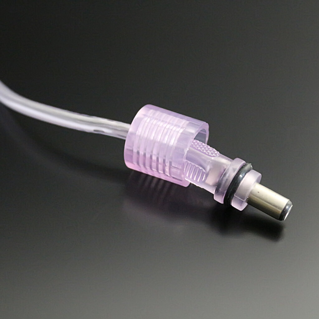 15cm Ausgangskabel mit DC-Stecker 5.5/2.5 – angelötet an den Ausgang